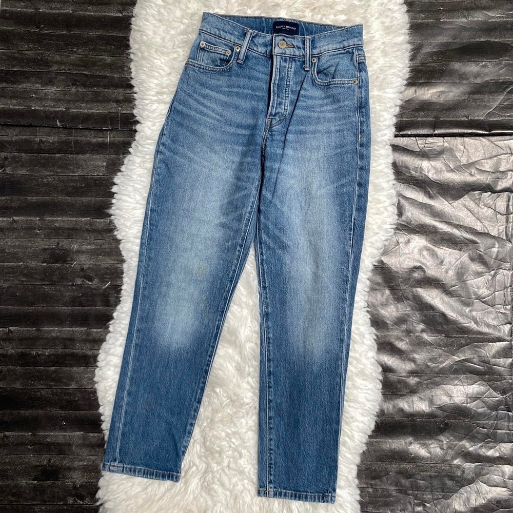 LUCKY BRAND MEDIUM WASH BLUE DENIM HIGH RISE JEANS BUTTON FLY CASUAL NORMCORE